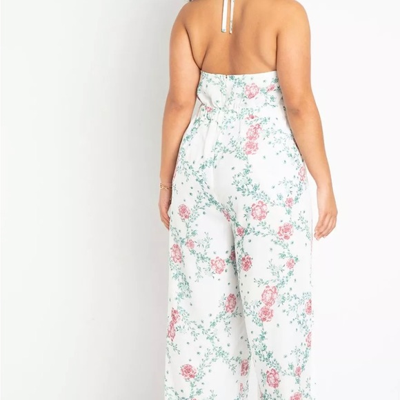 Stunning New Slit Leg Halter Jumpsuit⚡️🤩 - Picture 3 of 3